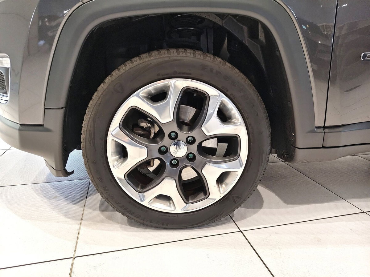 Jeep Compass 2.0 Multijet II 4WD Limited (8)