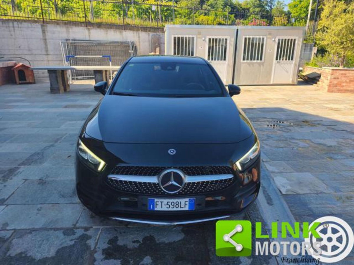 Mercedes-Benz Classe A Sedan 180 d Automatic 4p. Premium (2)