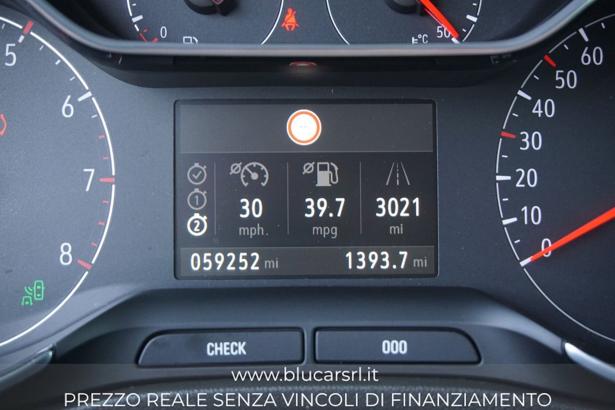 Opel Crossland 1.2 Elegance s&s 110cv (14)