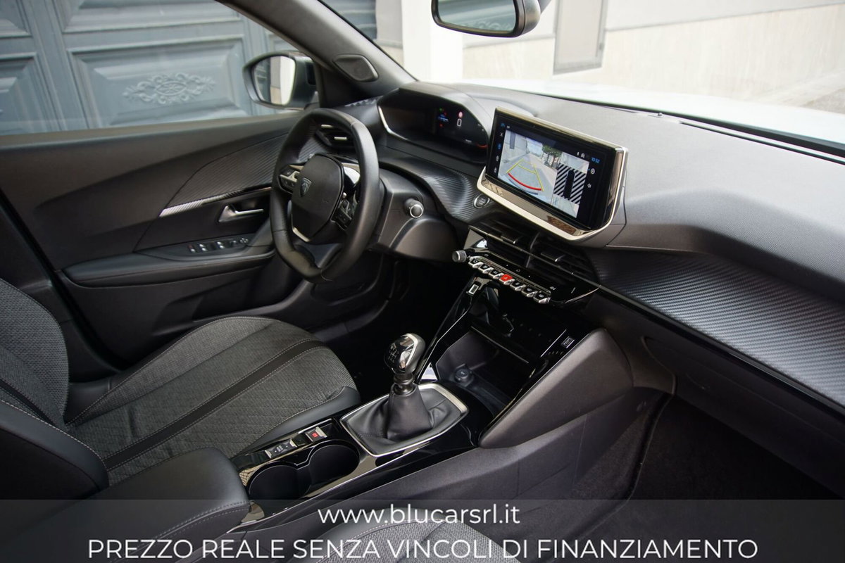 Peugeot 2008 1.2 turbo Allure 100cv (10)