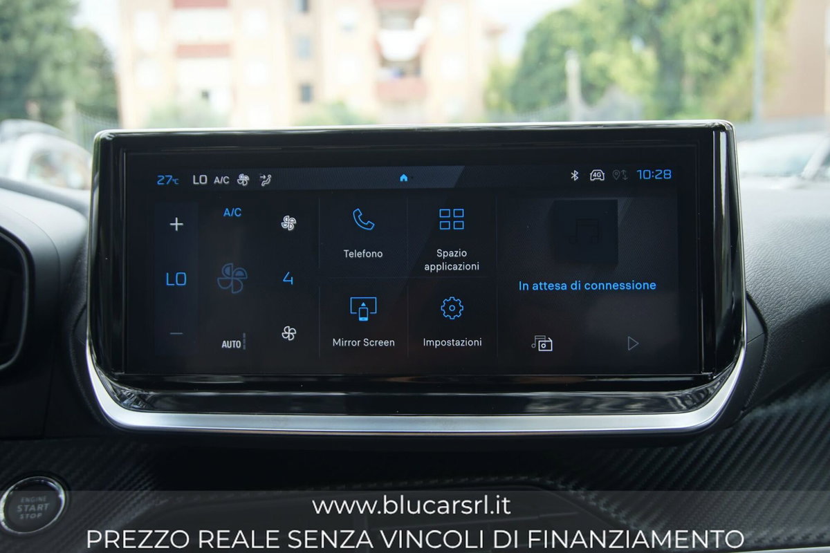 Peugeot 2008 1.2 turbo Allure 100cv (15)