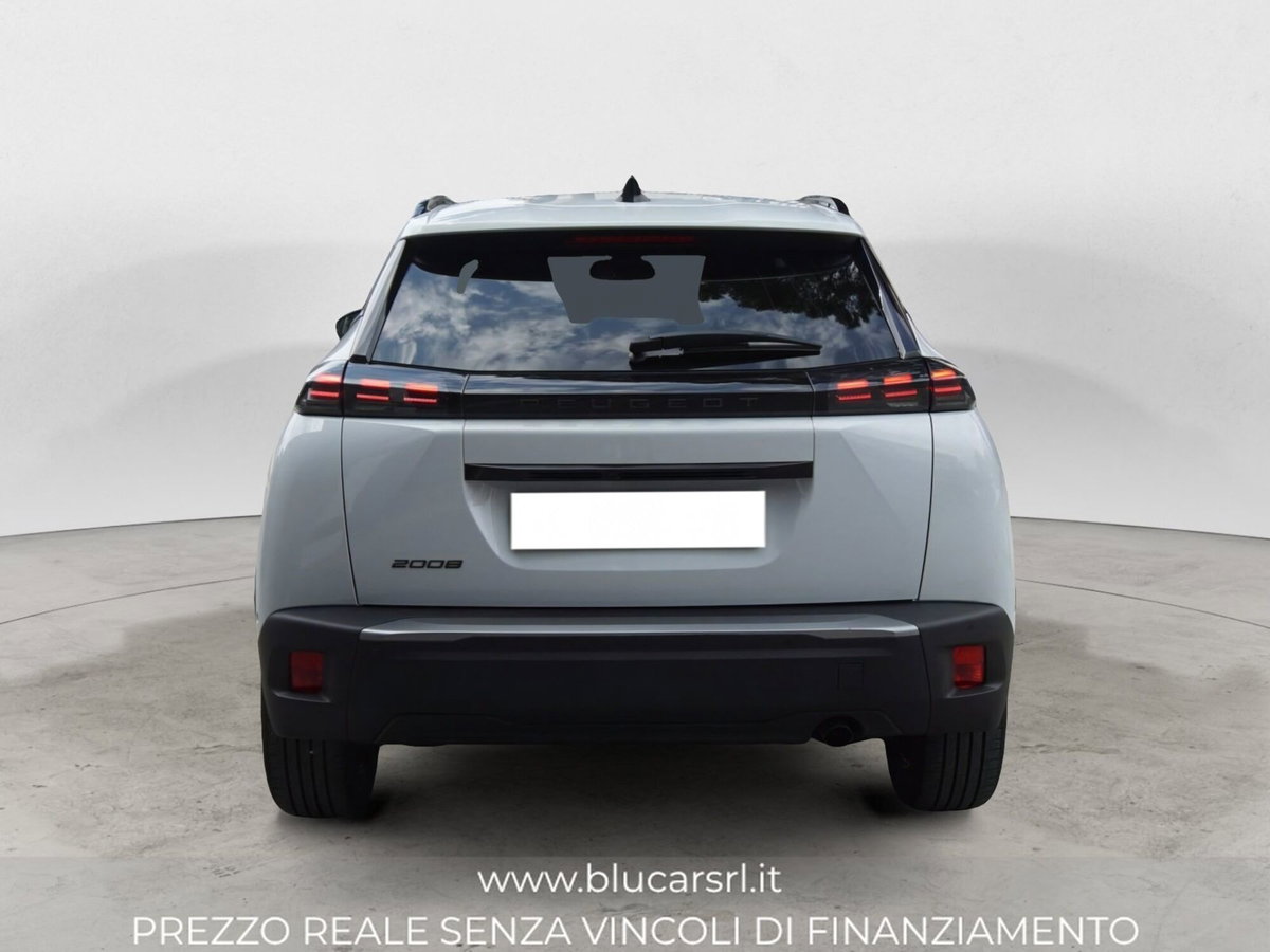 Peugeot 2008 1.2 turbo Allure 100cv (5)