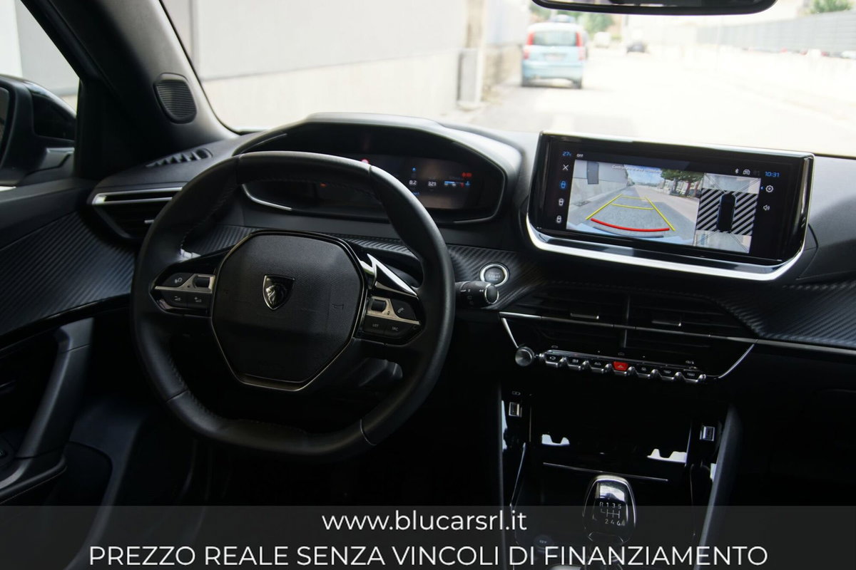 Peugeot 2008 1.2 turbo Allure 100cv (8)