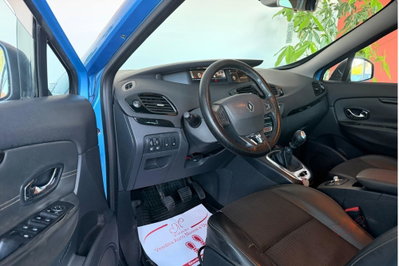 Renault Scénic X-Mod 1.5 dCi 110CV EDC Dynamique (11)