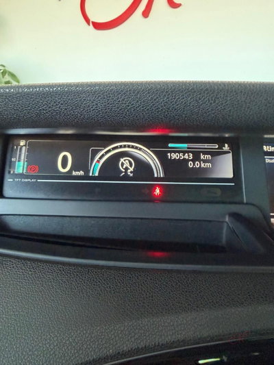 Renault Scénic X-Mod 1.5 dCi 110CV EDC Dynamique (12)