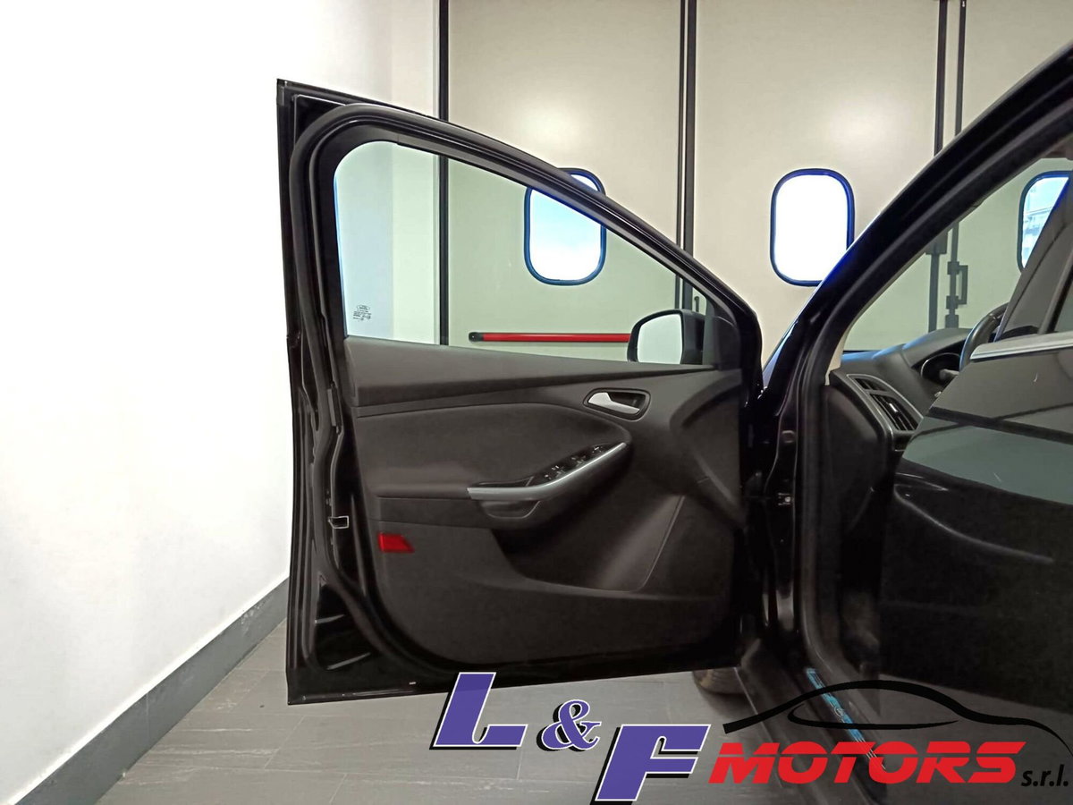 Ford Focus 1.6 TDCi 95 CV (18)