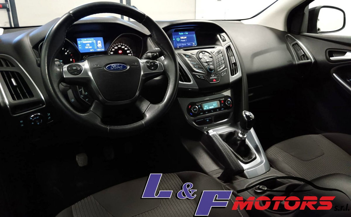 Ford Focus 1.6 TDCi 95 CV (9)