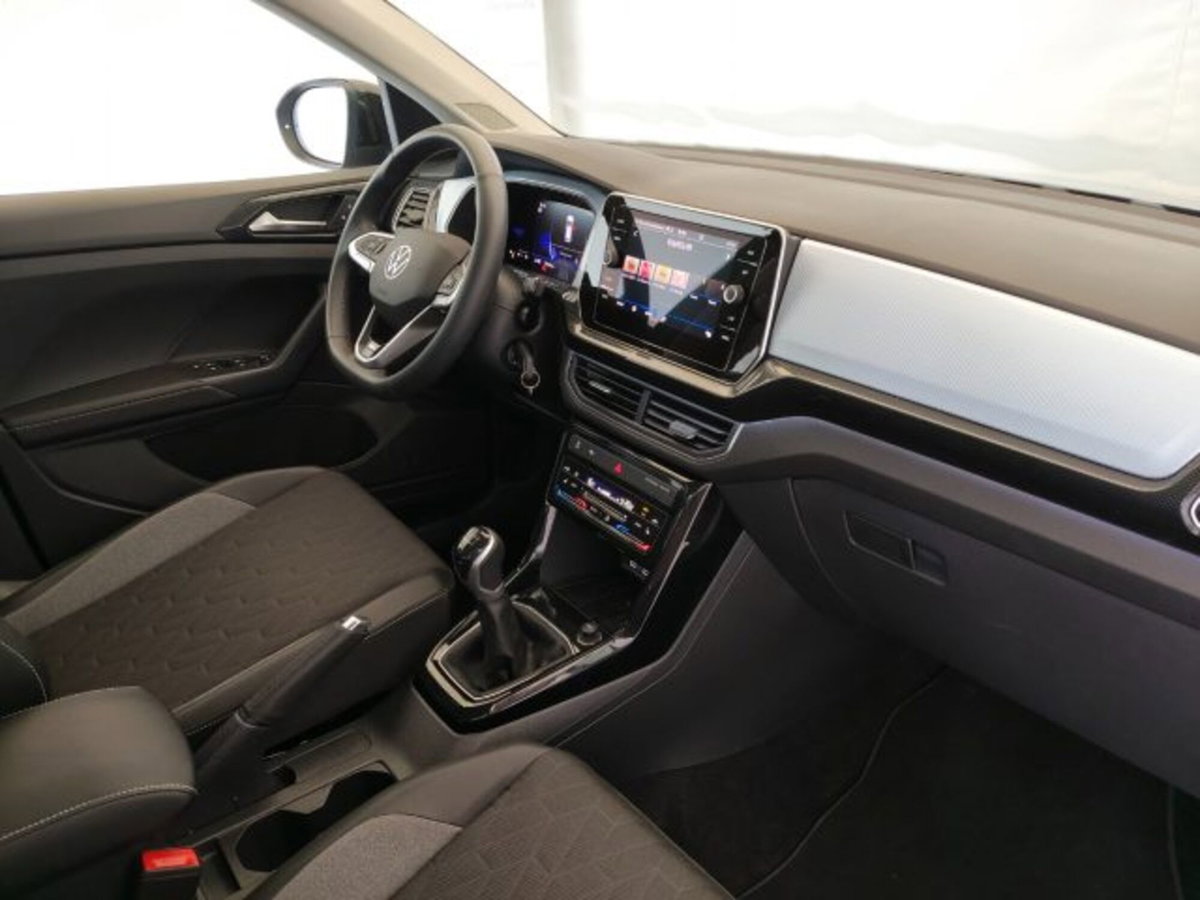 Volkswagen T-Cross 1.0 TSI Sport (9)