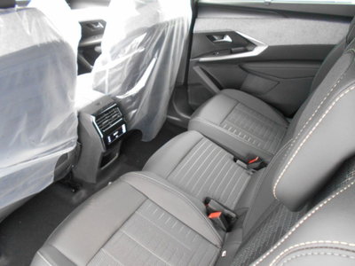 Peugeot 5008 1.2 hybrid GT 145cv 7p.ti e-dcs6 (10)