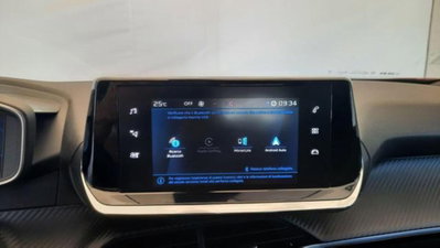 Peugeot 2008 PureTech 100 S&S Active Pack (10)