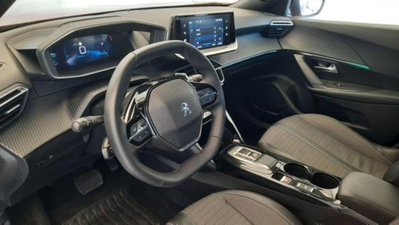 Peugeot 2008 PureTech 100 S&S Active Pack (7)