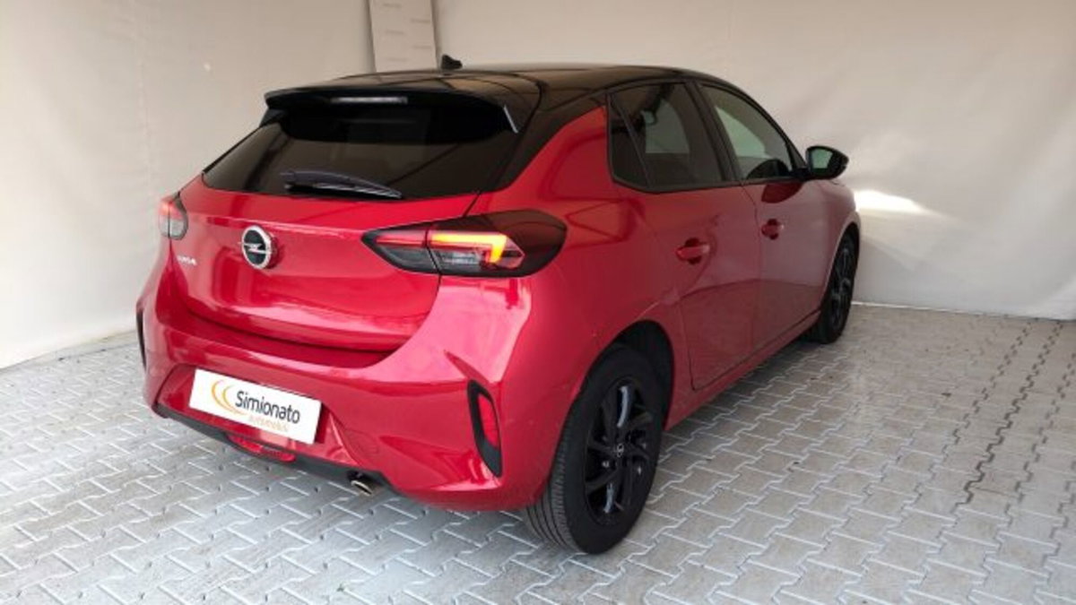 Opel Corsa 1.2 100 CV GS Line (4)