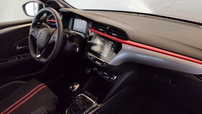Opel Corsa 1.2 100 CV GS Line (9)