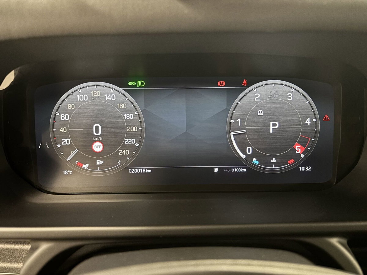 Land Rover Defender 110 3.0d i6 mhev X-Dynamic SE awd 200cv auto (20)