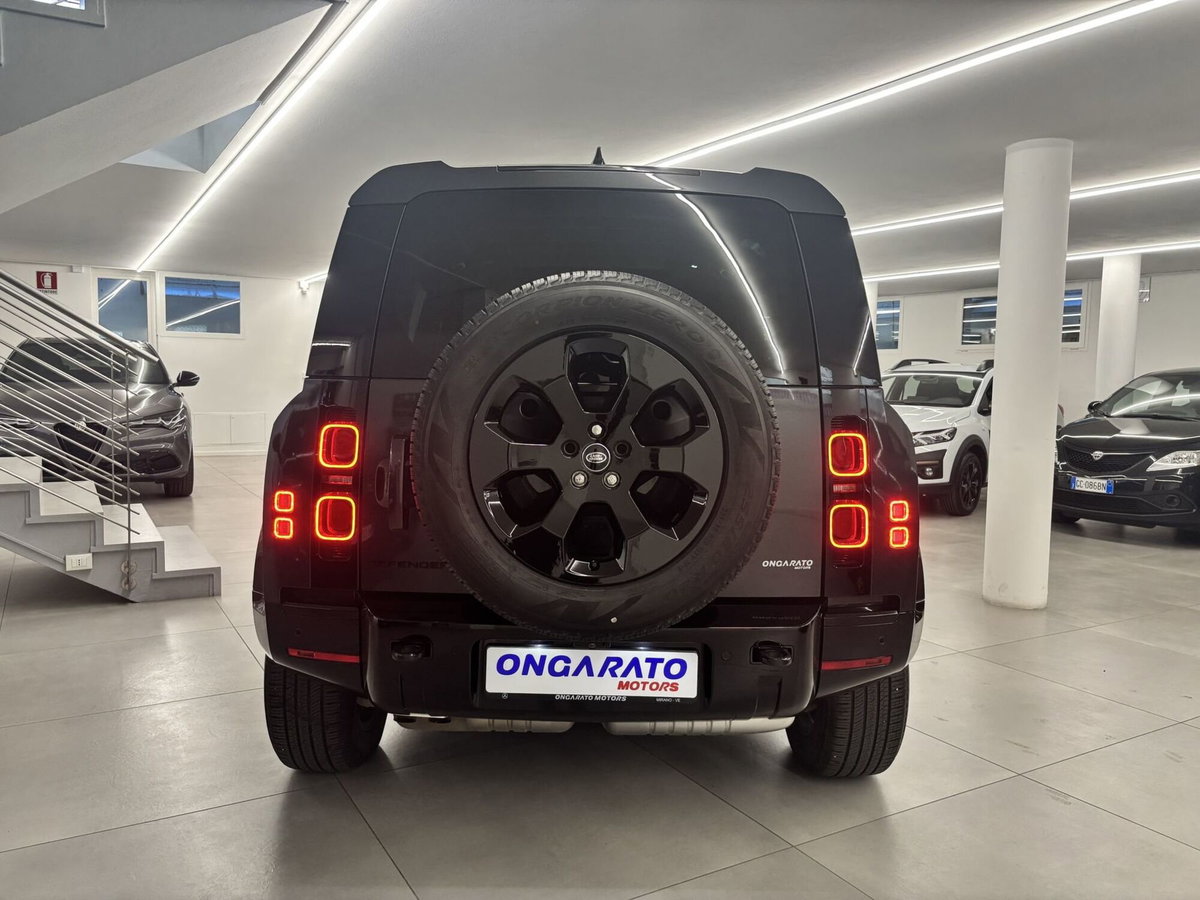 Land Rover Defender 110 3.0d i6 mhev X-Dynamic SE awd 200cv auto (5)