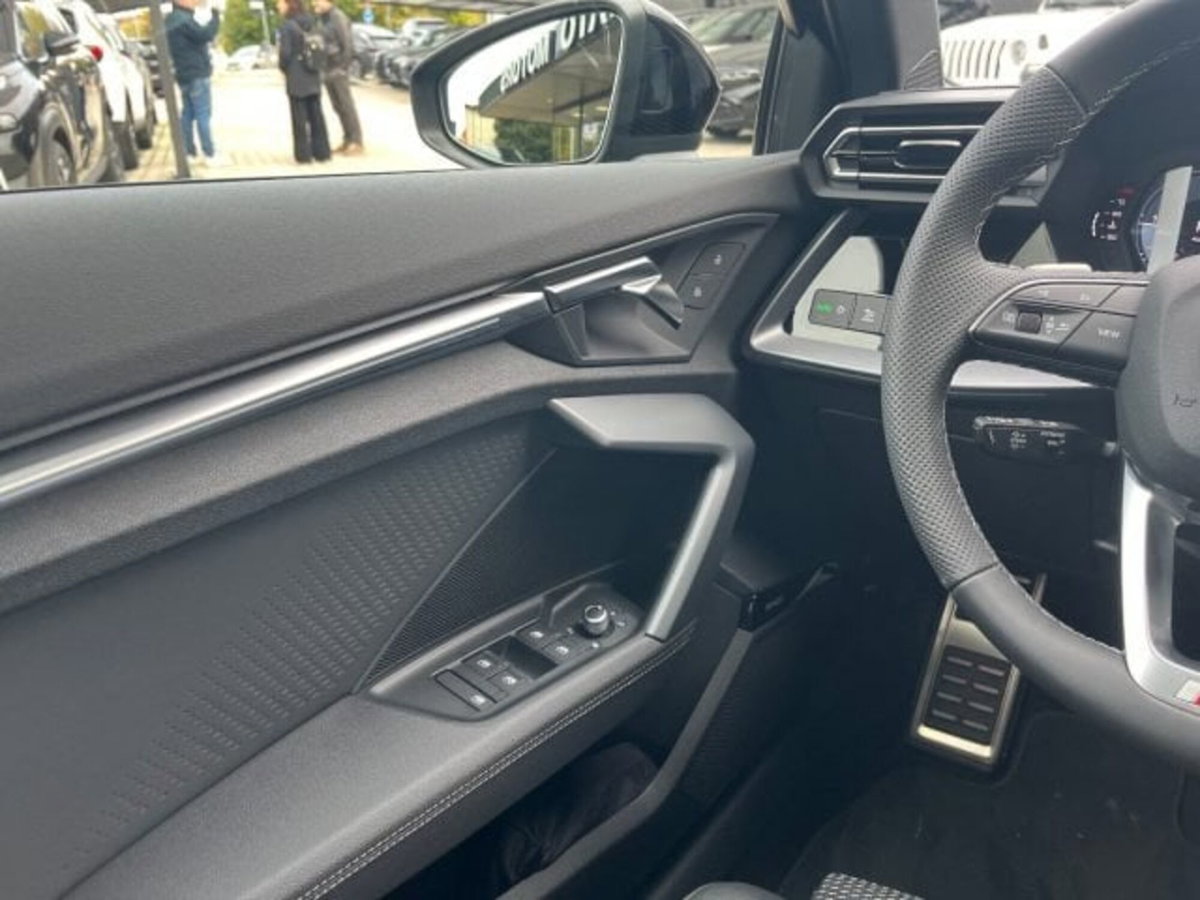 Audi A3 Sedan 35 TFSI S tronic S line edition (12)