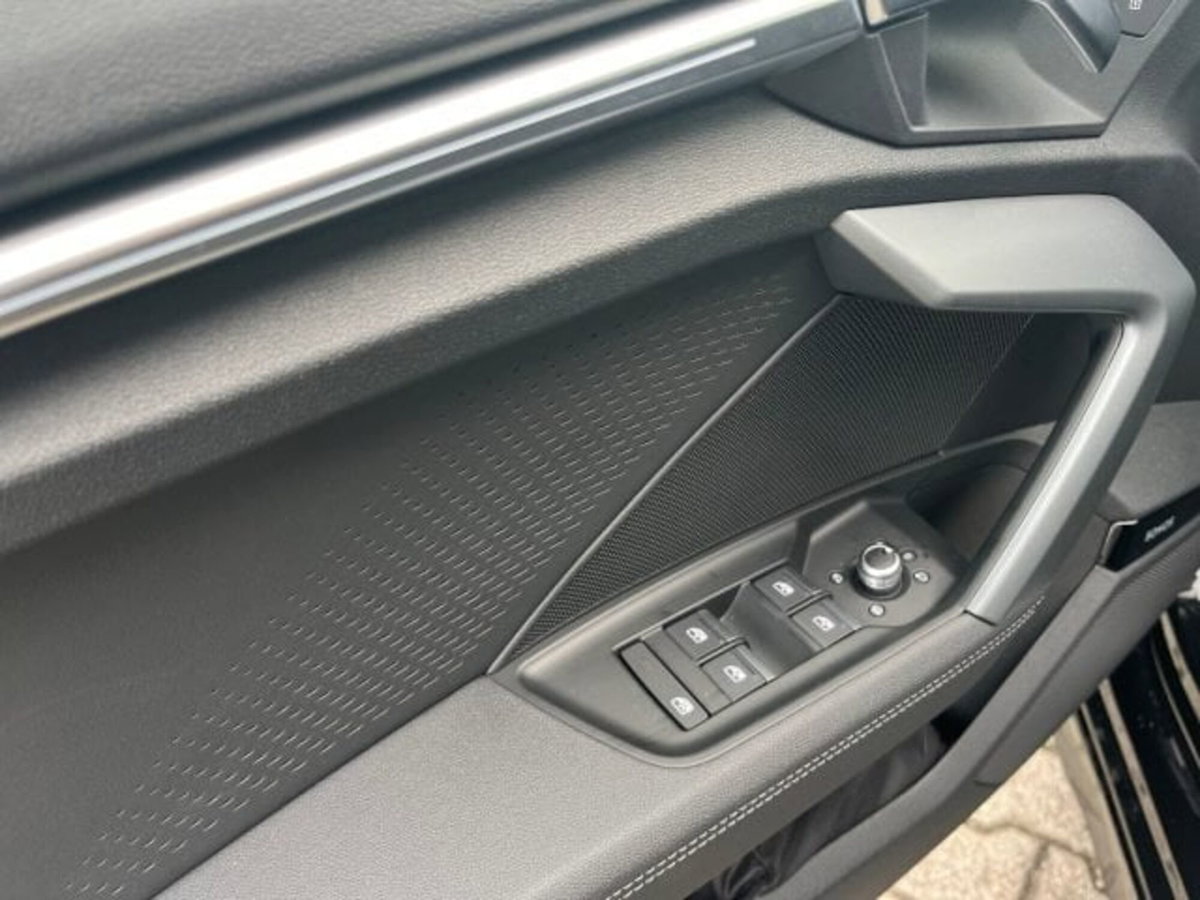 Audi A3 Sedan 35 TFSI S tronic S line edition (15)