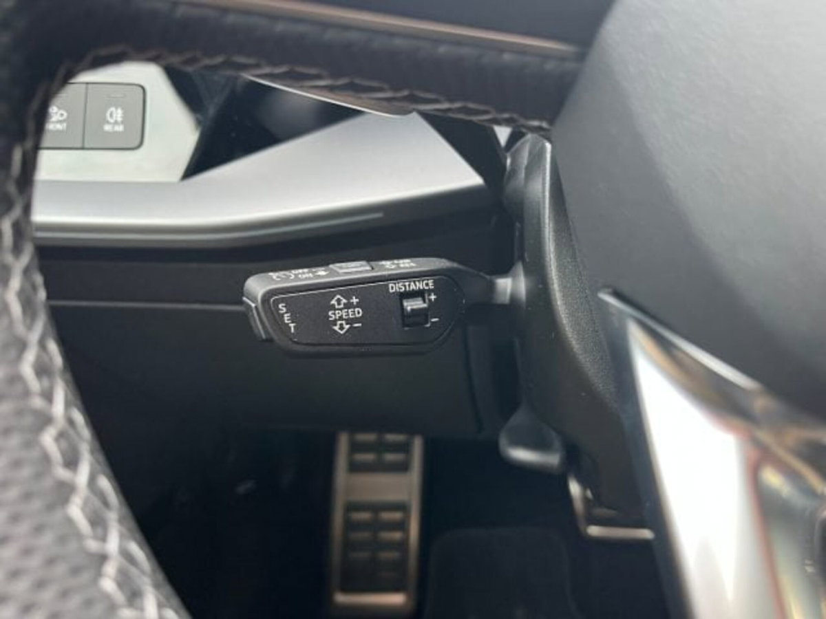 Audi A3 Sedan 35 TFSI S tronic S line edition (19)