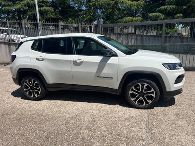 Jeep Compass 1.5 turbo t4 mhev Summit 2wd 130cv dct (7)