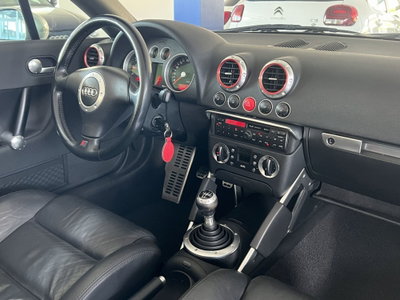 Audi TT Cabrio 1.8 TFSI (10)