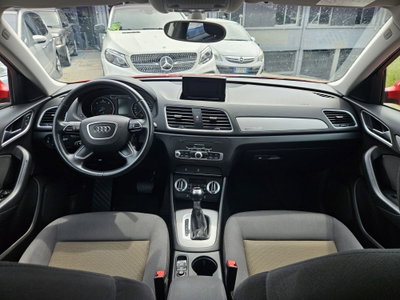 Audi Q3 2.0 TDI quattro (9)
