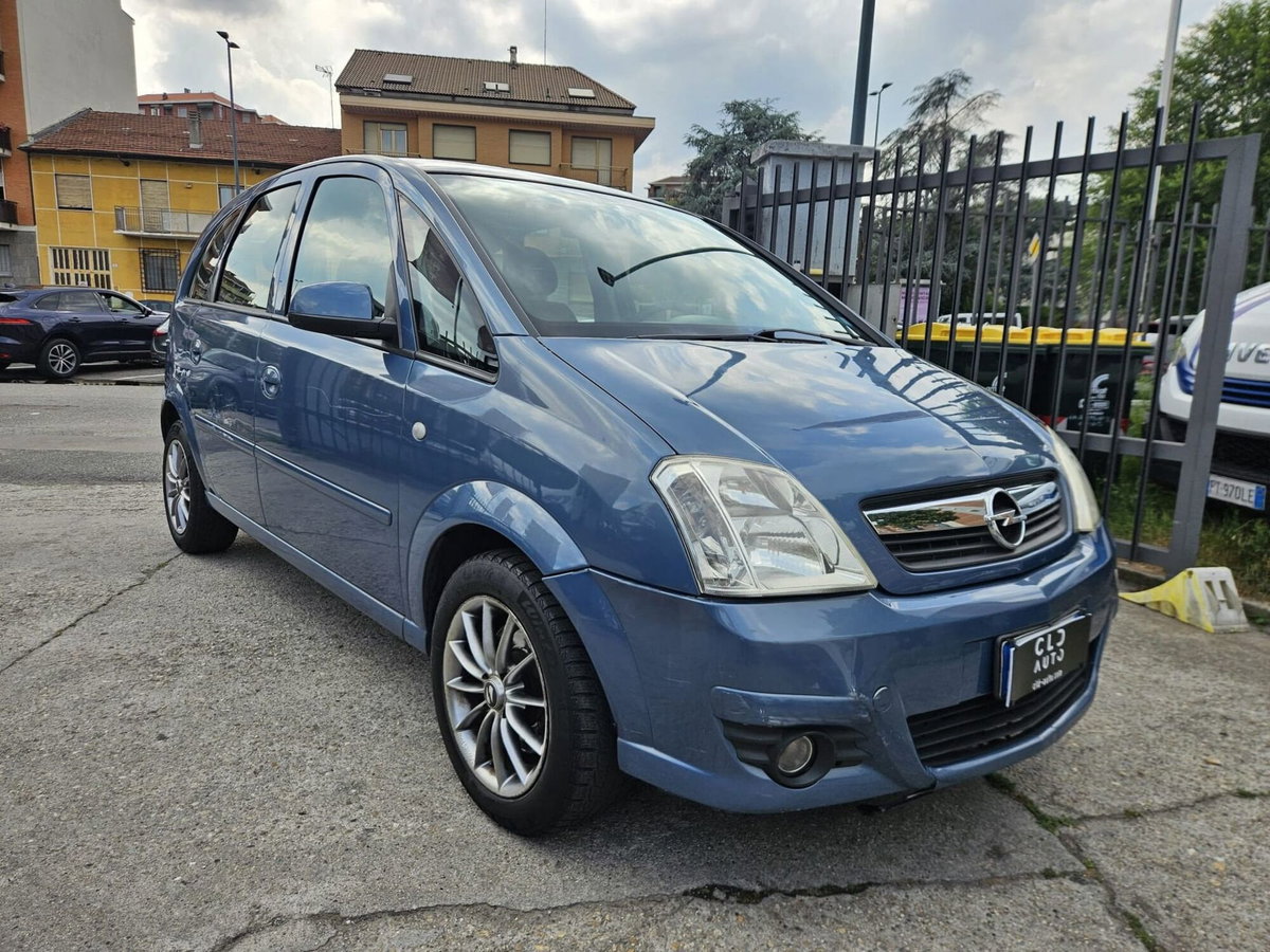 Opel Meriva 1.3 CDTI Cosmo (2)