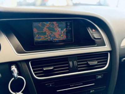 Audi A4 Avant 2.0 TDI 150 CV ultra (14)