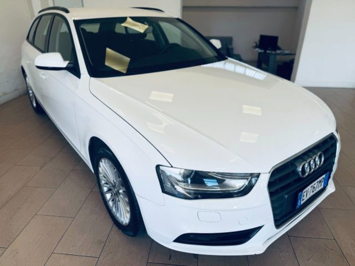 Audi A4 Avant 2.0 TDI 150 CV (4)