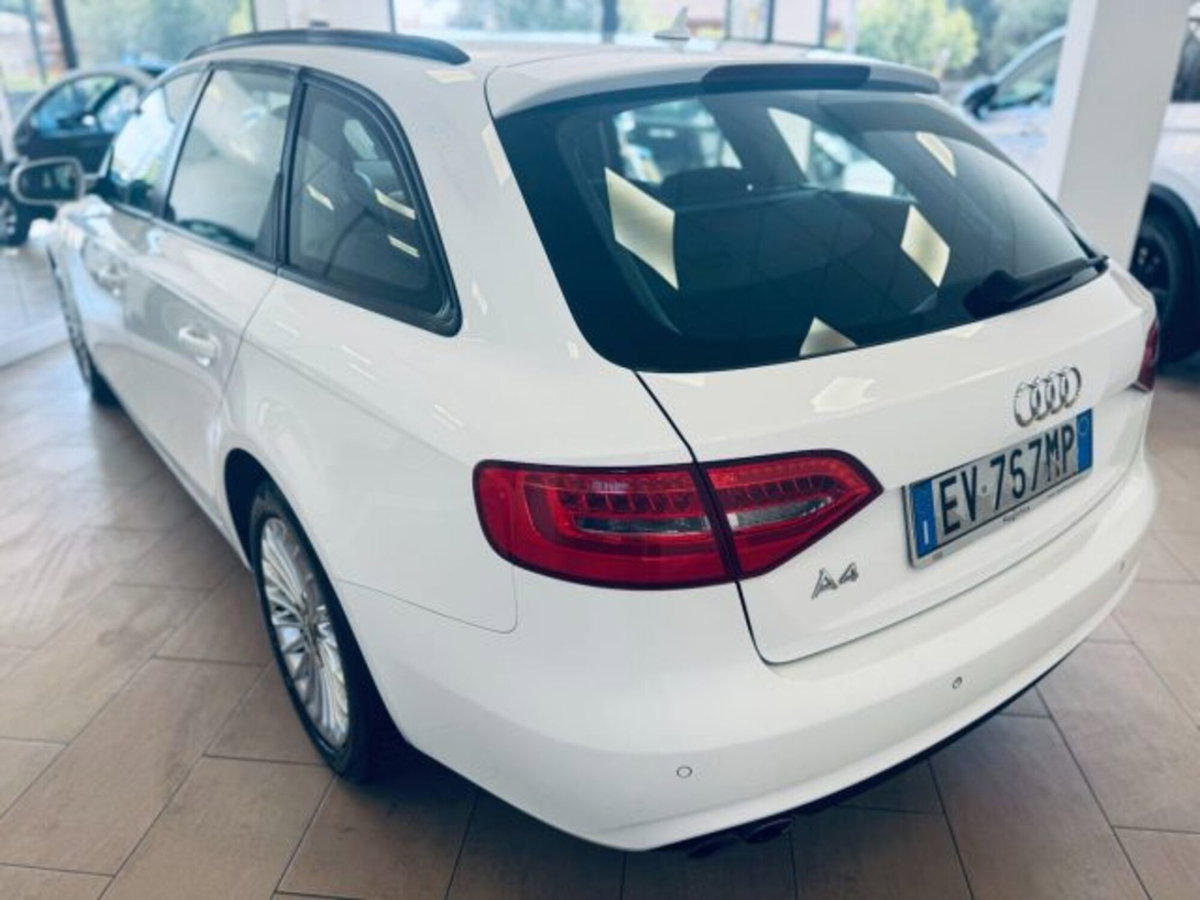 Audi A4 Avant 2.0 TDI 150 CV (5)
