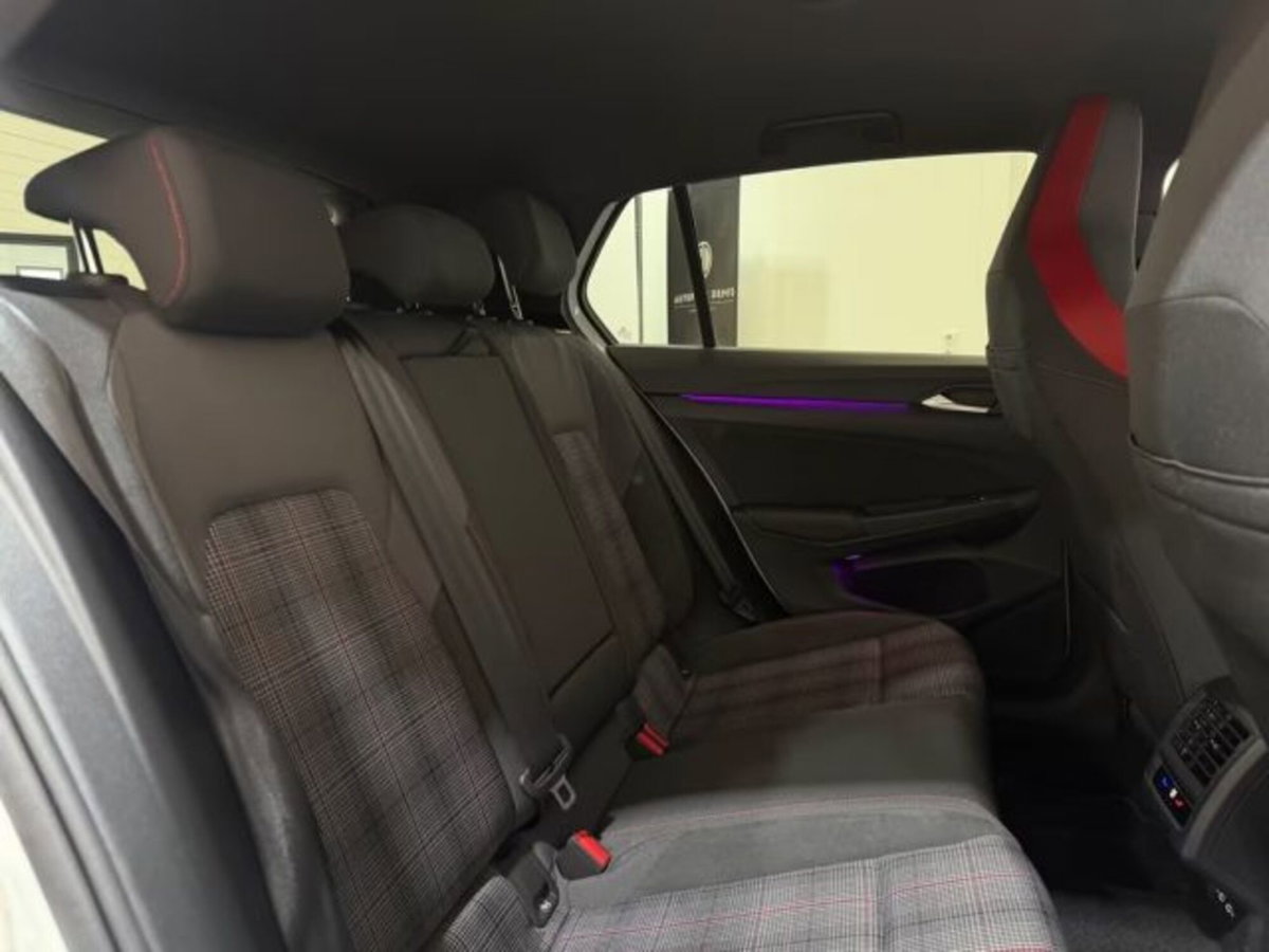 Volkswagen Golf 2.0 TSI GTI DSG (18)