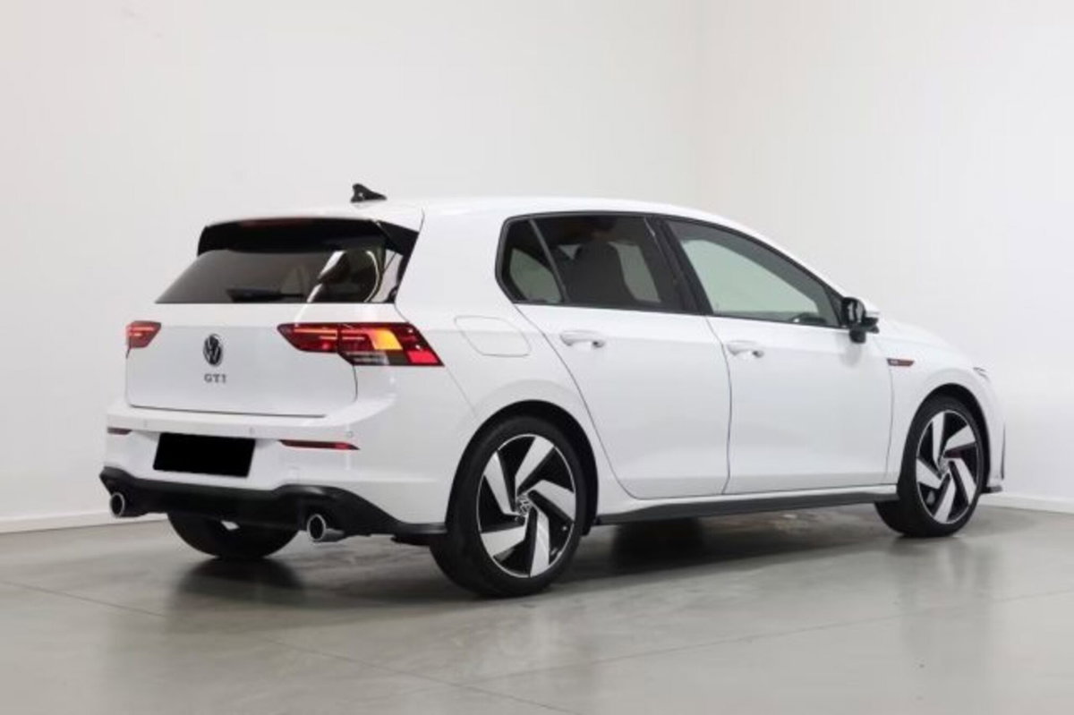 Volkswagen Golf 2.0 TSI GTI DSG (6)