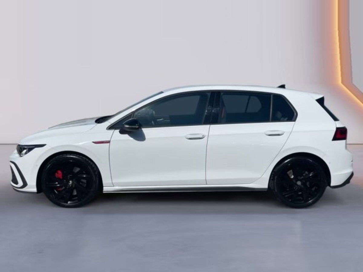 Volkswagen Golf 2.0 TSI GTI DSG (2)