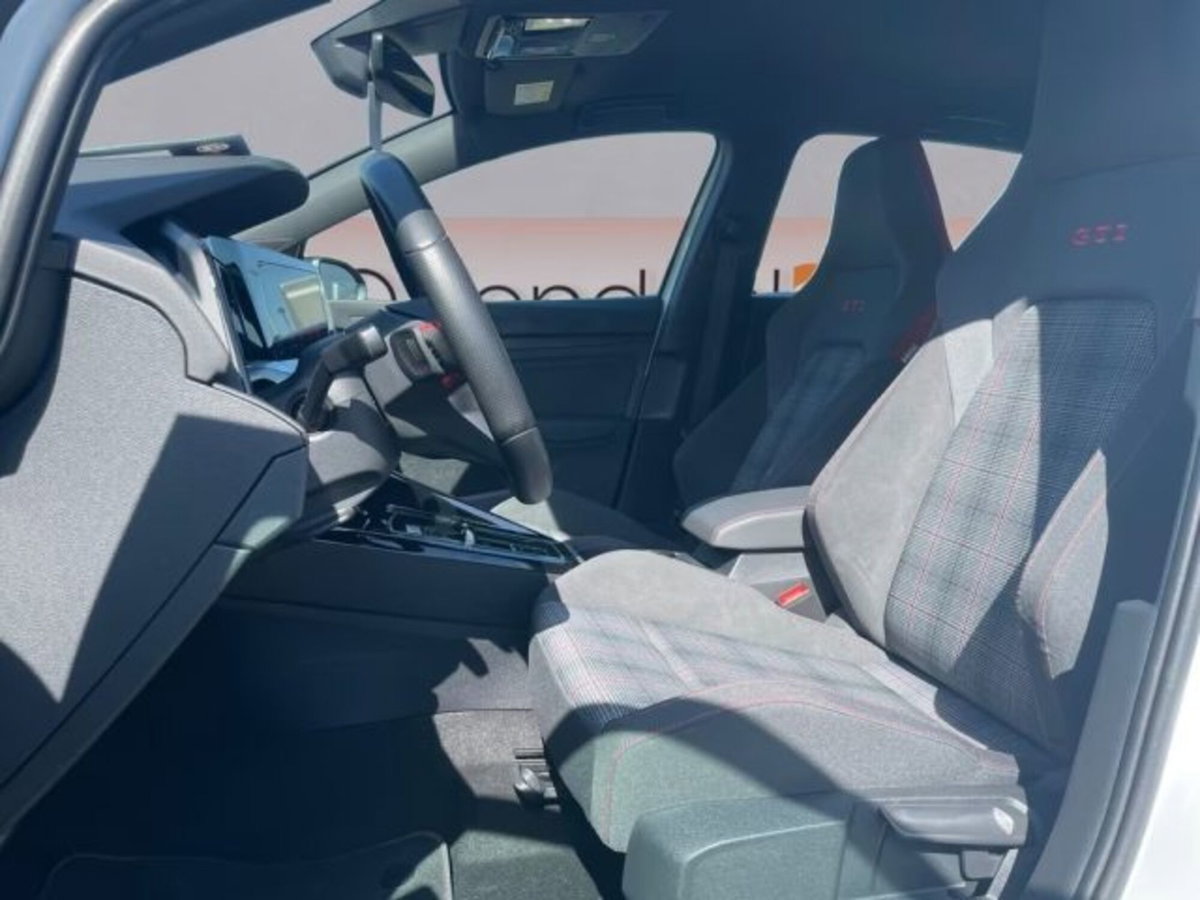 Volkswagen Golf 2.0 TSI GTI DSG (7)