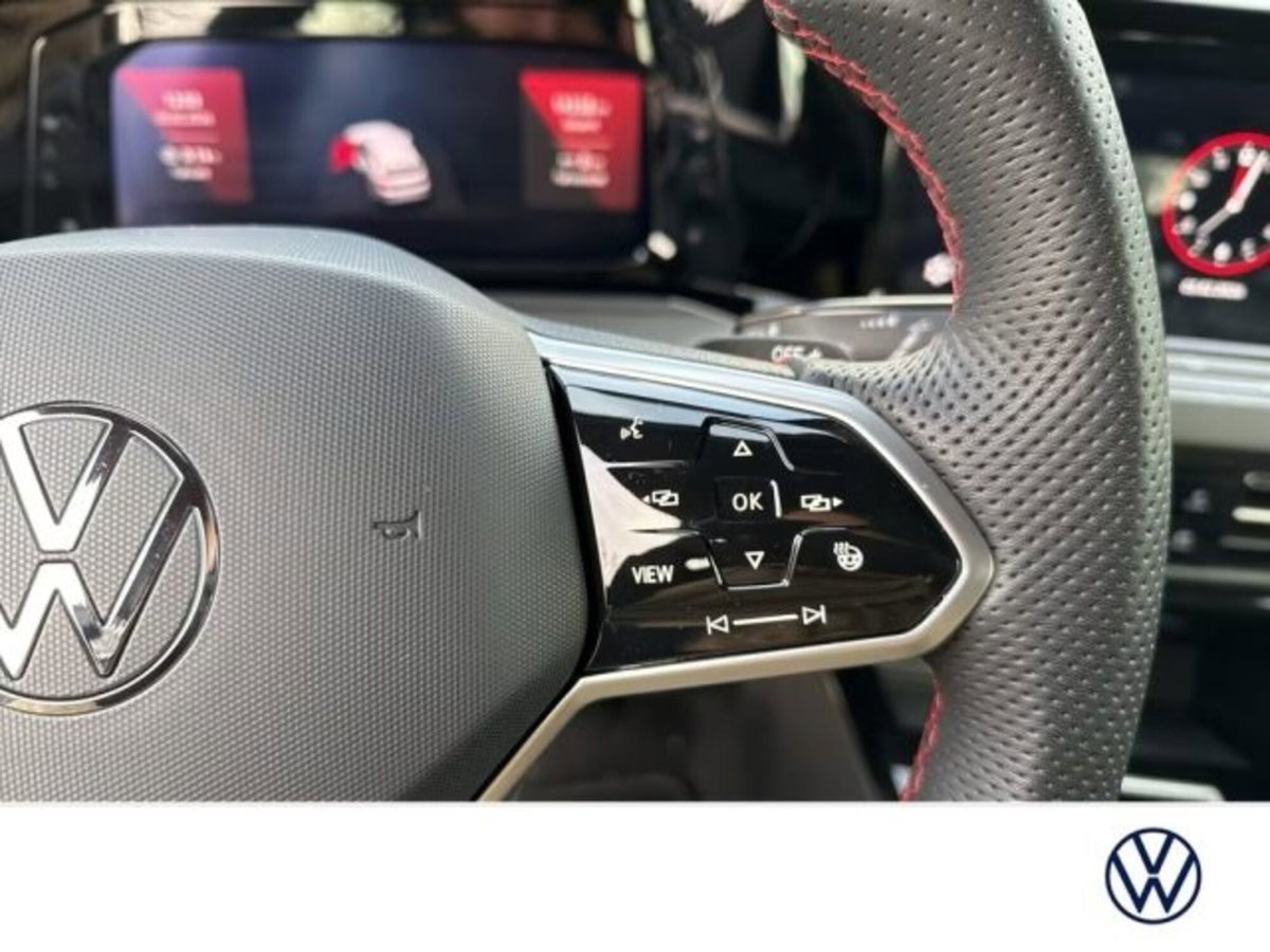 Volkswagen Golf 2.0 TSI GTI DSG (13)