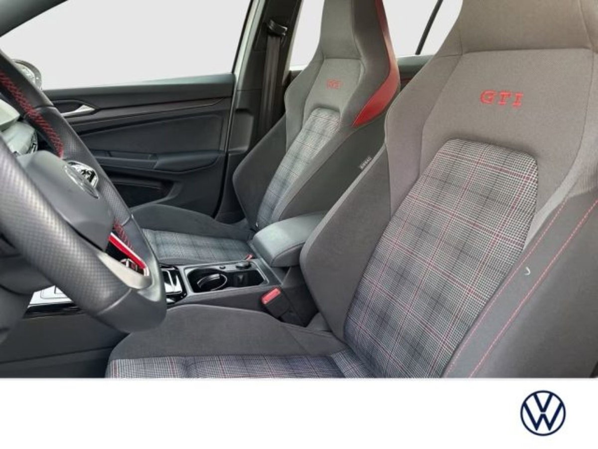 Volkswagen Golf 2.0 TSI GTI DSG (5)