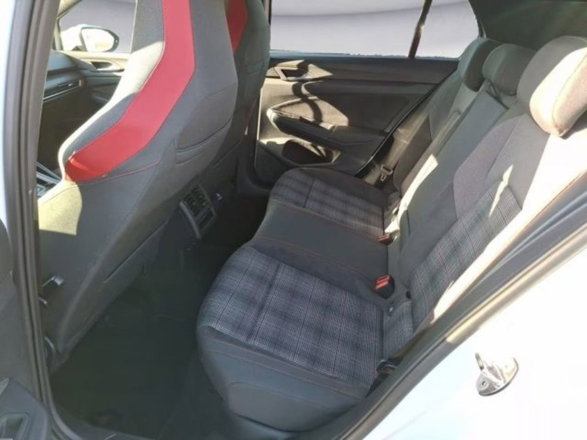 Volkswagen Golf 2.0 TSI GTI DSG (10)