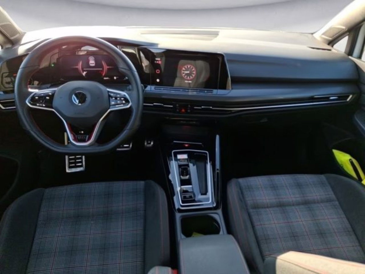 Volkswagen Golf 2.0 TSI GTI DSG (11)