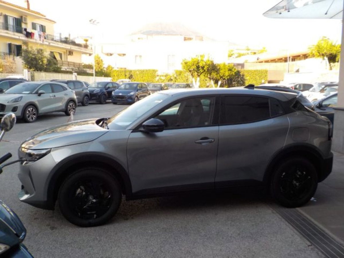 Alfa Romeo Junior 1.2 ibrida 145cv edct6 (10)