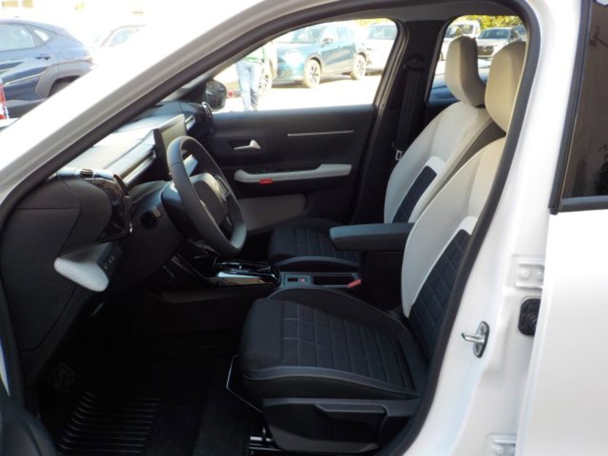 Citroen C3 1.2 hybrid Max 110cv edcs6 (7)
