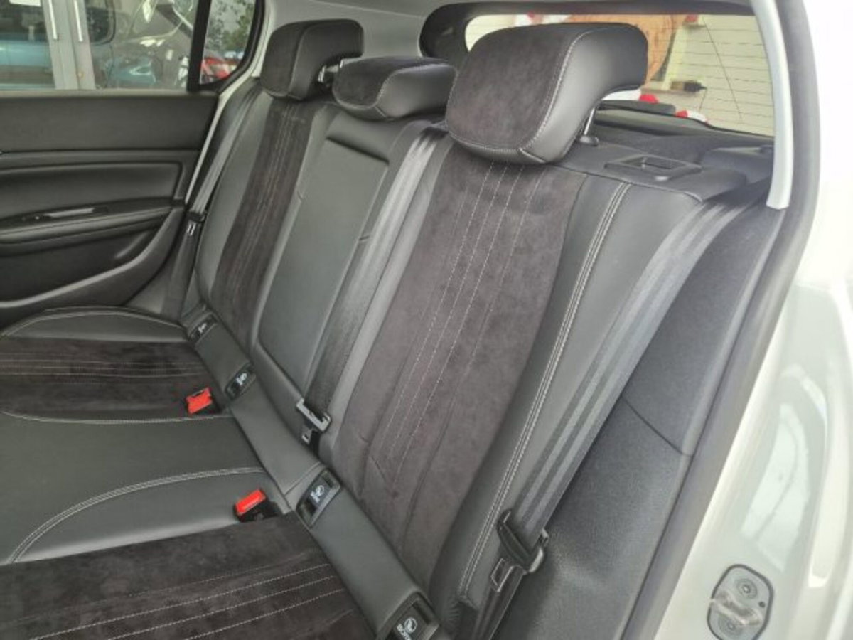 Peugeot 308 BlueHDi 120 S&S Allure (10)