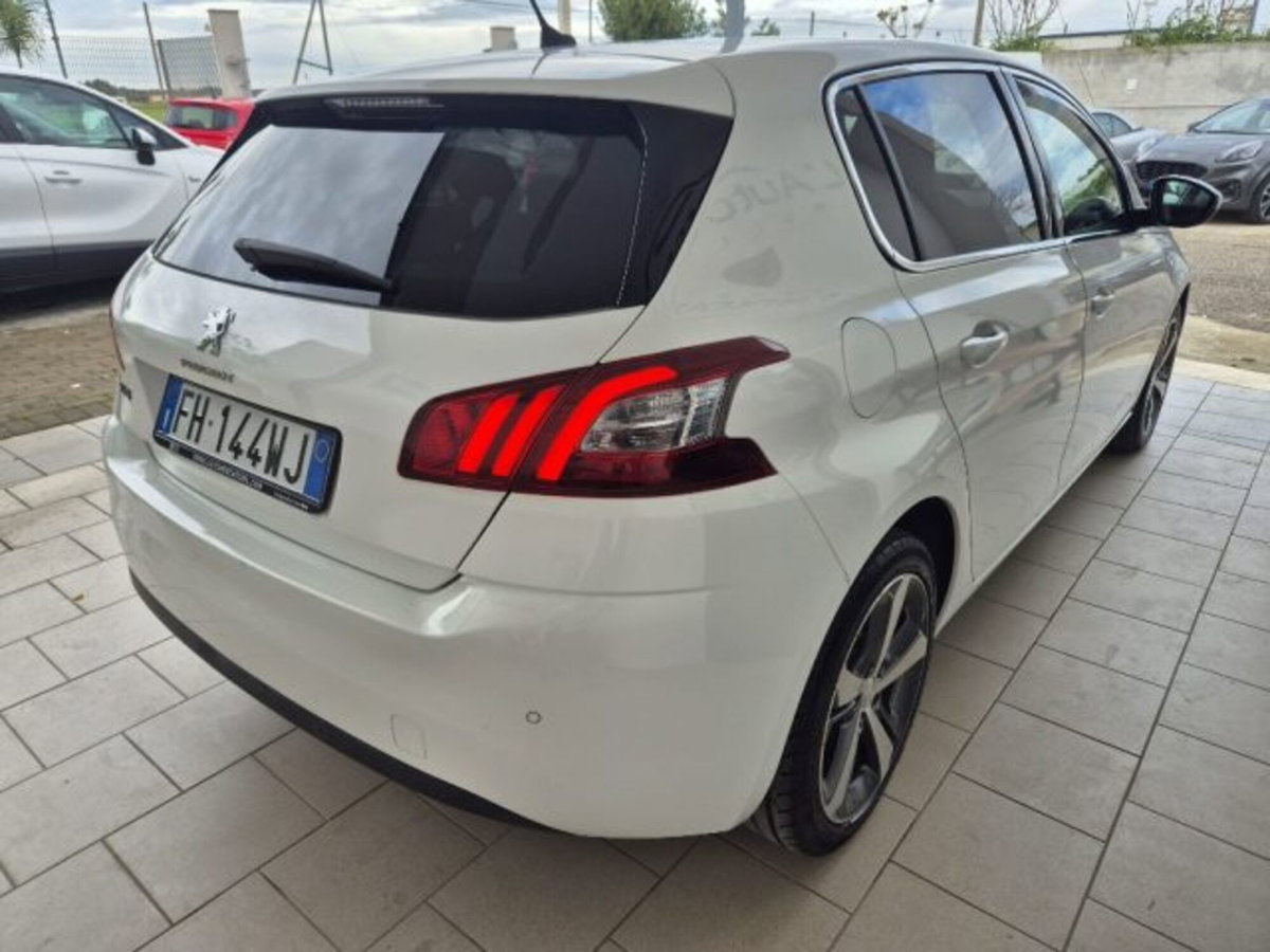 Peugeot 308 BlueHDi 120 S&S Allure (3)