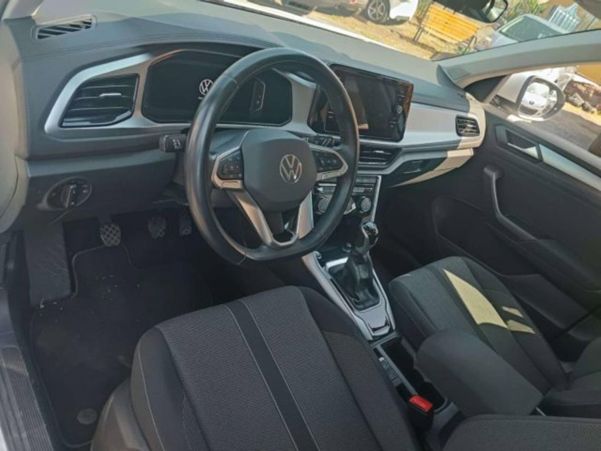 Volkswagen T-Roc 2.0 tdi Style 115cv (11)