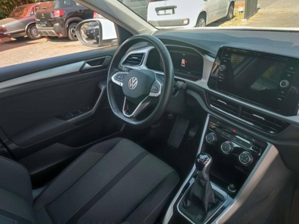 Volkswagen T-Roc 2.0 tdi Style 115cv (12)