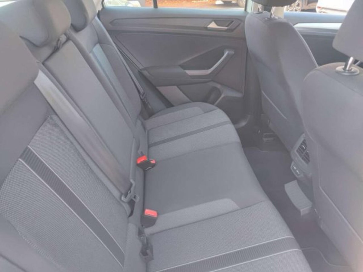 Volkswagen T-Roc 2.0 tdi Style 115cv (16)