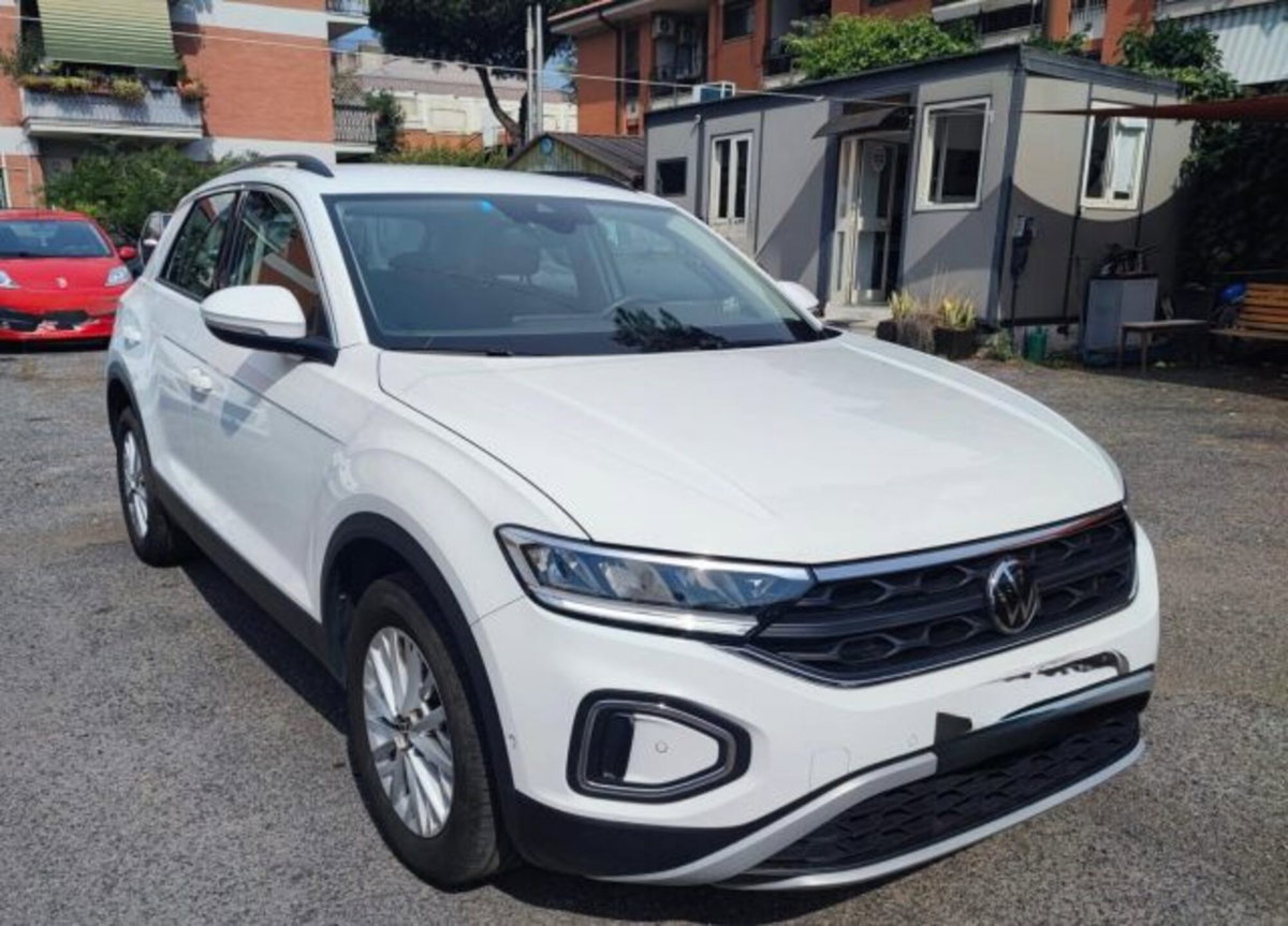 Volkswagen T-Roc 2.0 tdi Style 115cv (3)