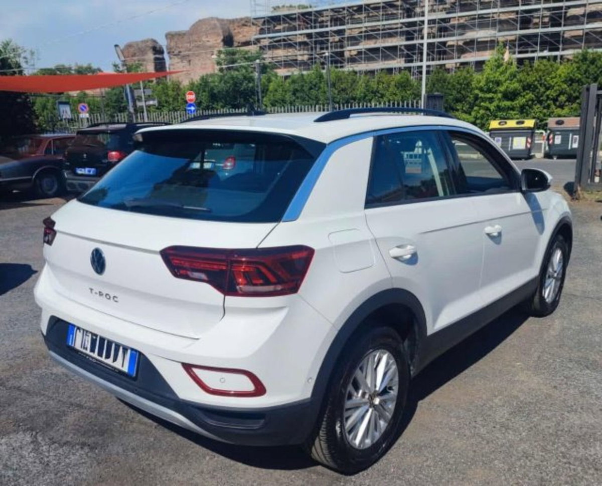 Volkswagen T-Roc 2.0 tdi Style 115cv (4)