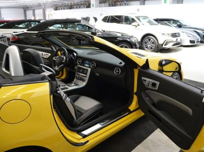Mercedes-Benz SLC 300 AMG line (4)