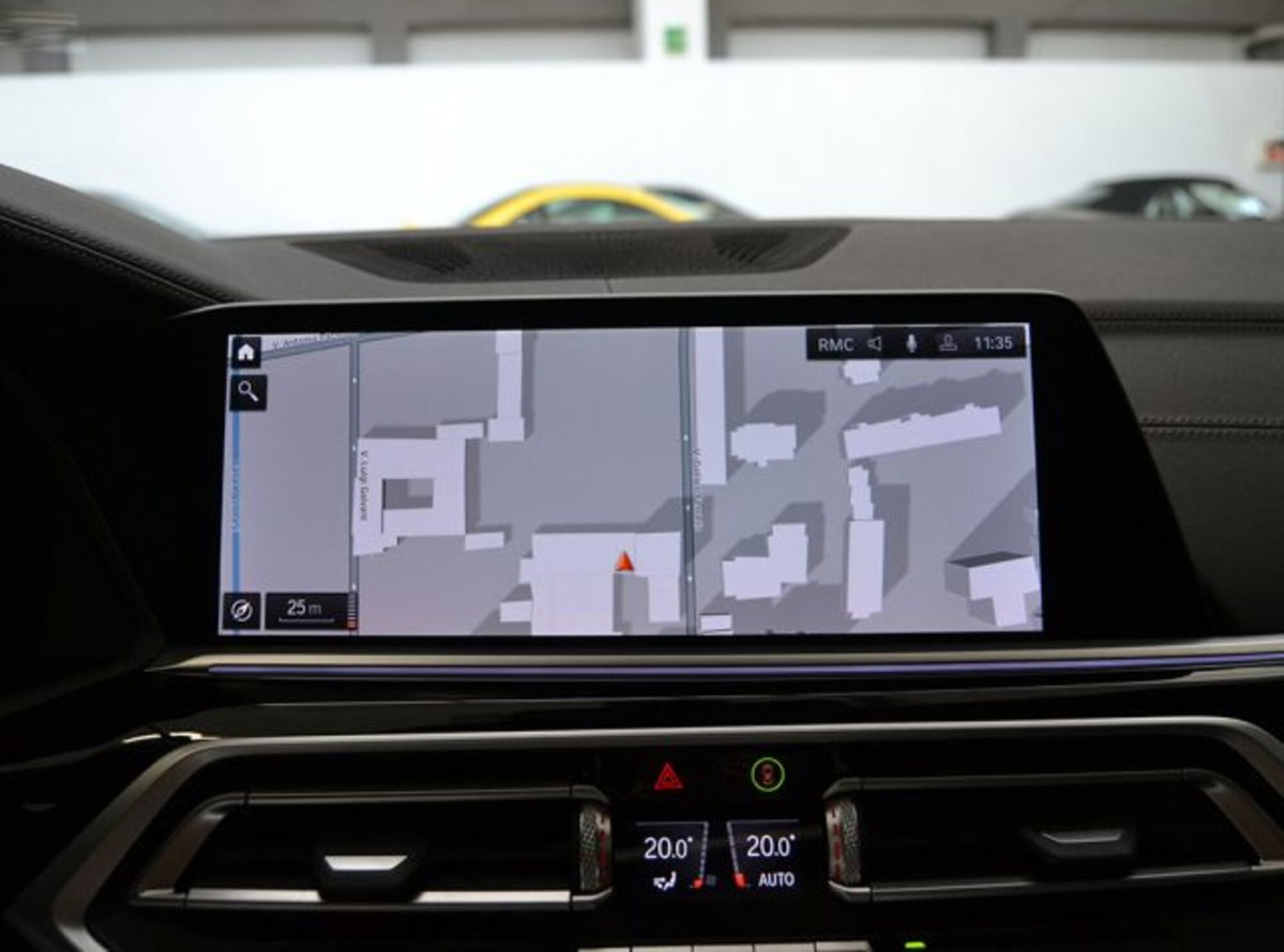 BMW X7 xDrive30d (13)