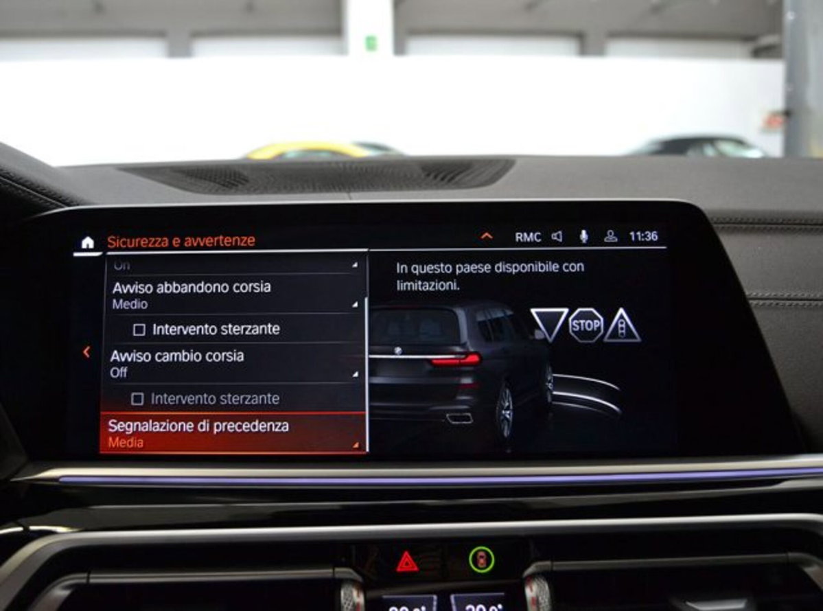 BMW X7 xDrive30d (16)
