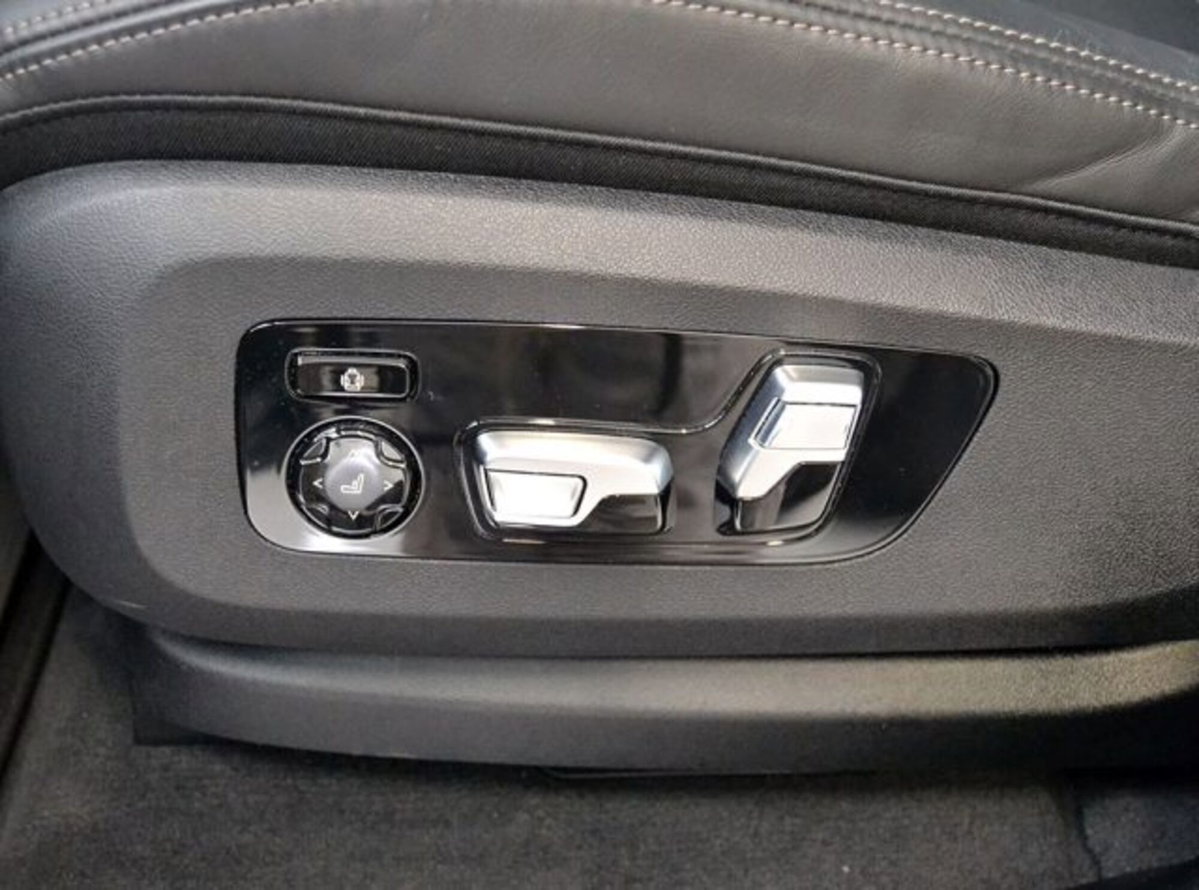 BMW X7 xDrive30d (3)